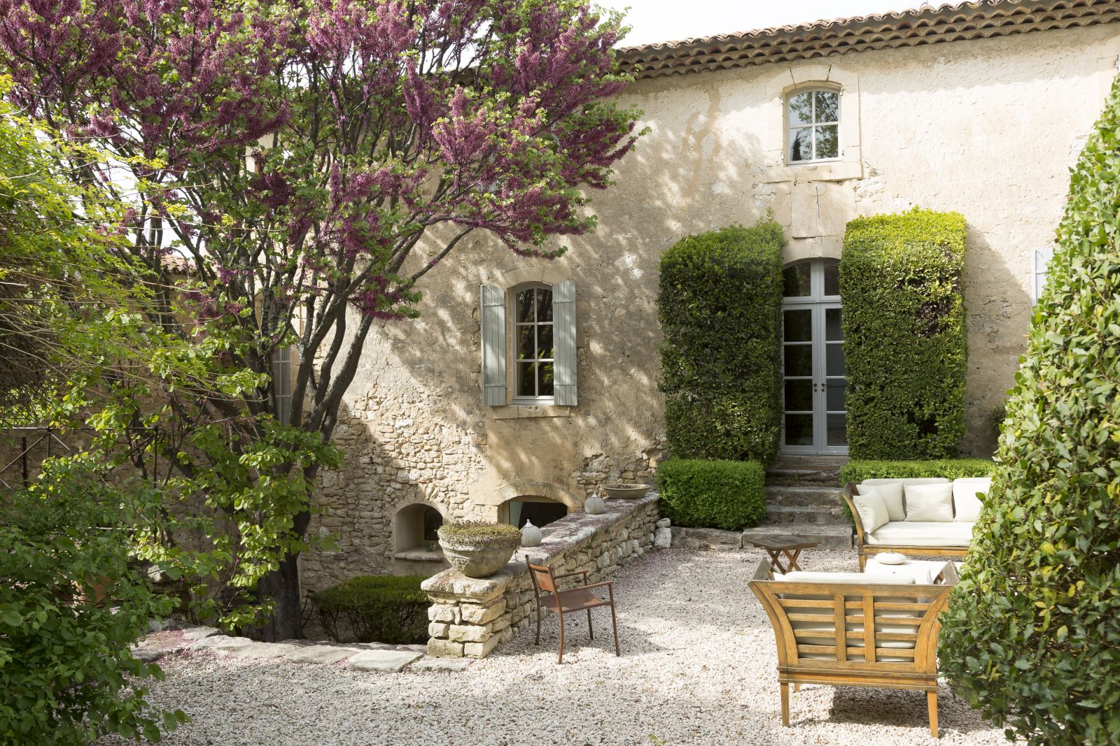 a sitting area at Bastide Luberon near Bonnieux, Provence