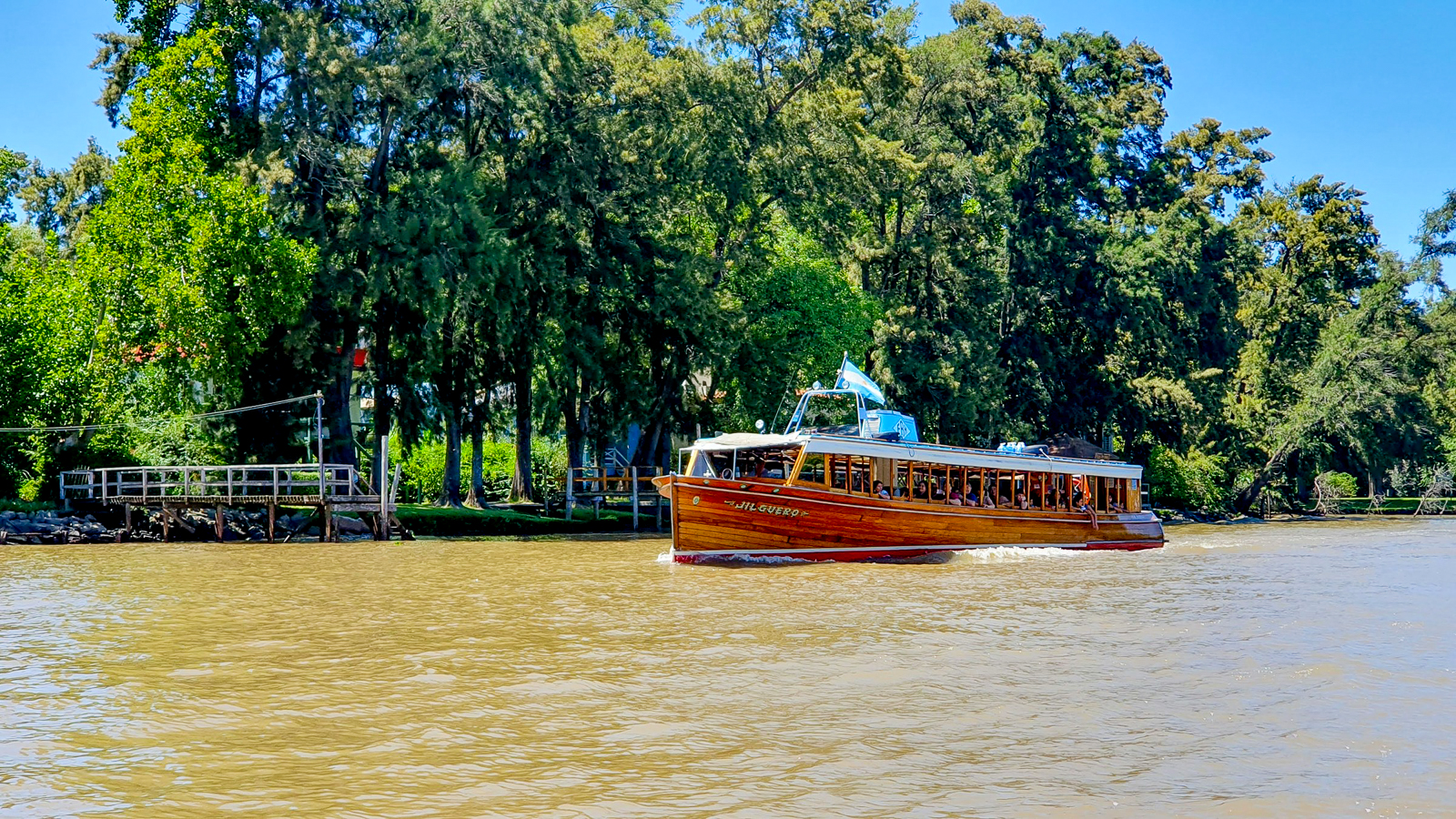 A boat cruising the canals of Tigre in Buenos Aires