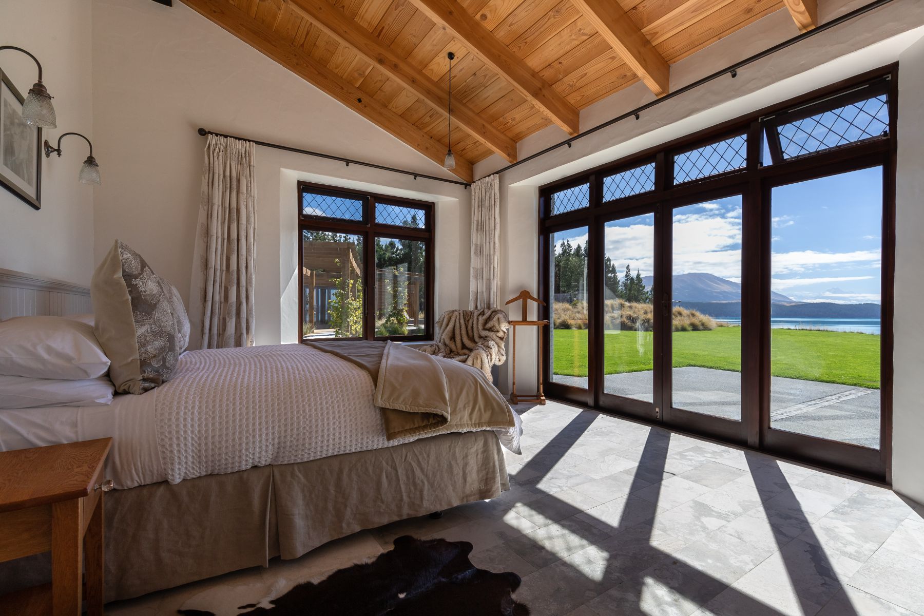 Lakeside Retreat bedroom at Mount Cook in New Zealand