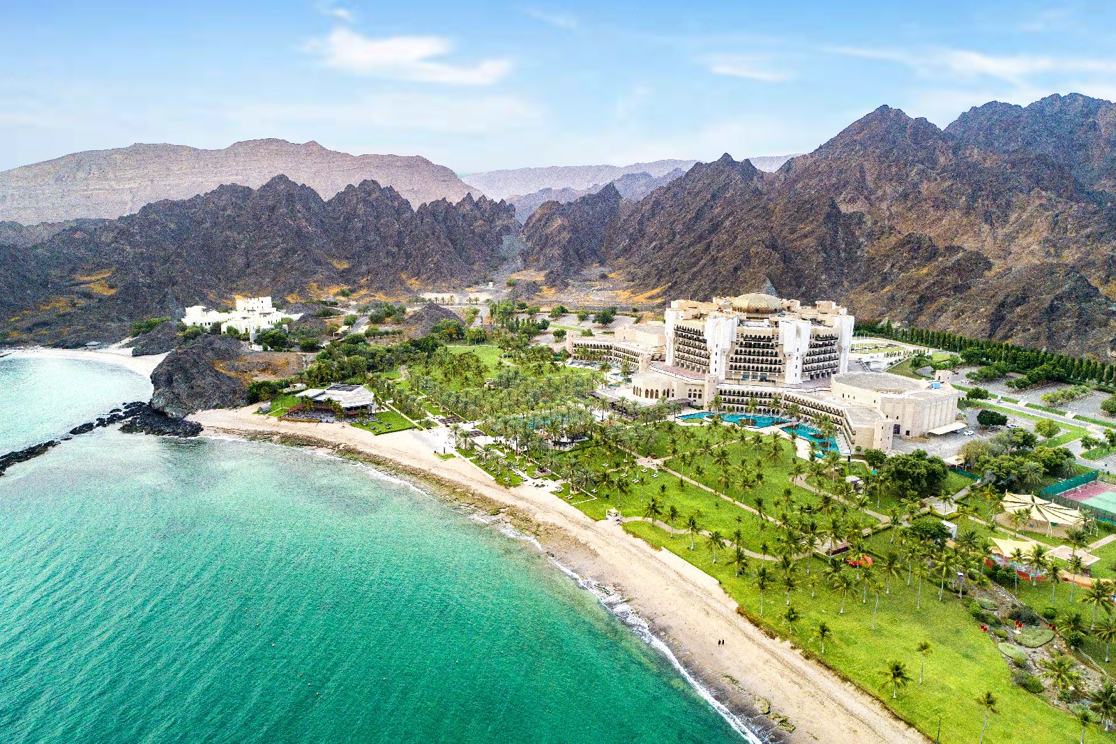 Al Bustan Palace Hotel | Luxury Hotel in Muscat, Oman | Red Savannah