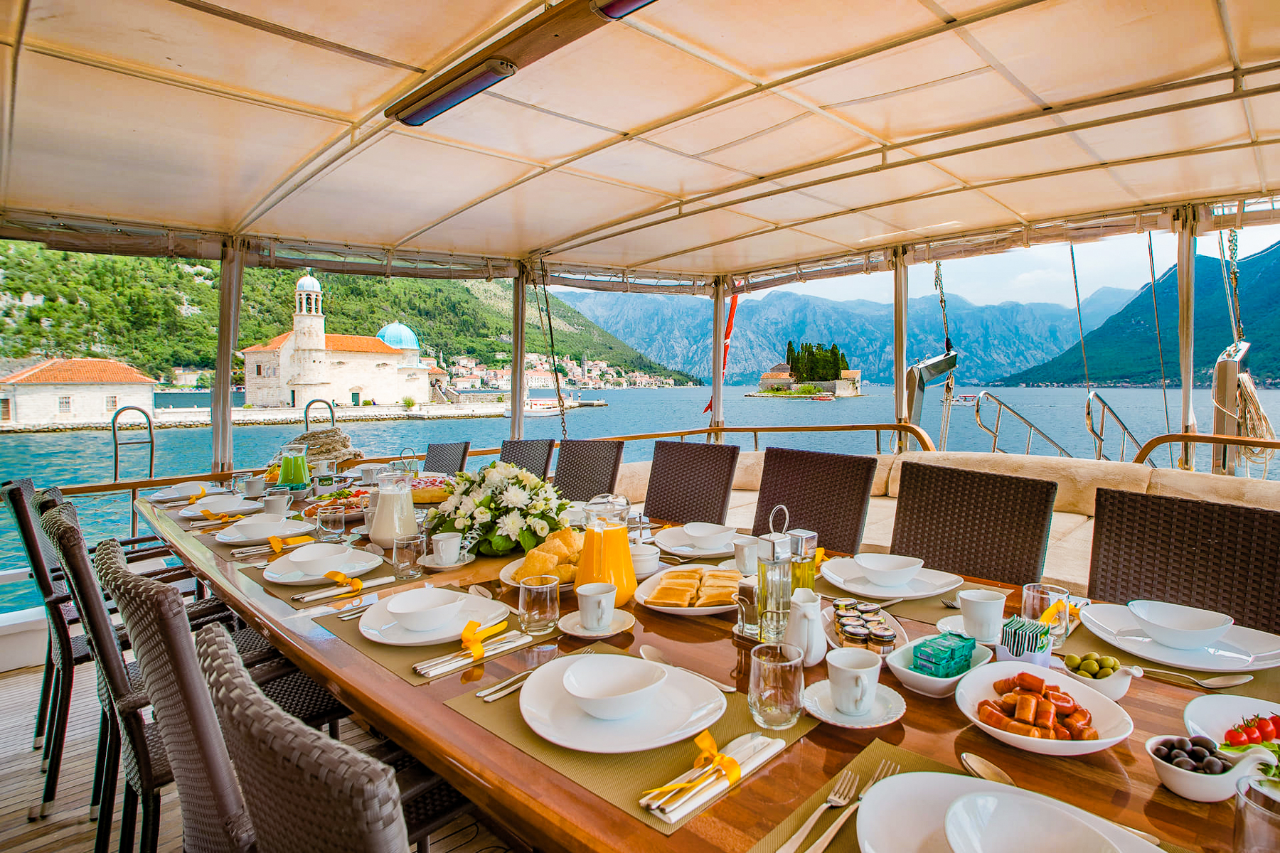 Alfresco dining table onboard the Sadri Usta I luxury gulet in Montenegro